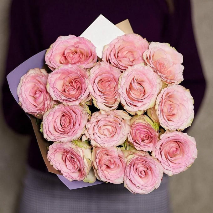 15 пионовидных роз 15 пионовидных роз