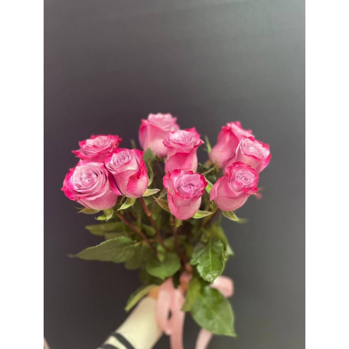 Букет из 9 фиолетовых роз